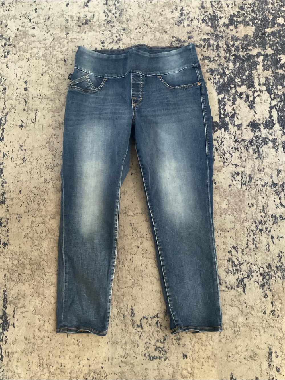 Classic Blue Pull-On Women’s Jeans size 14